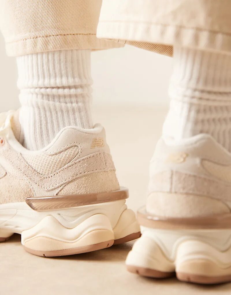 Кроссовки унисекс New Balance 9060 бежевого цвета — фото 3