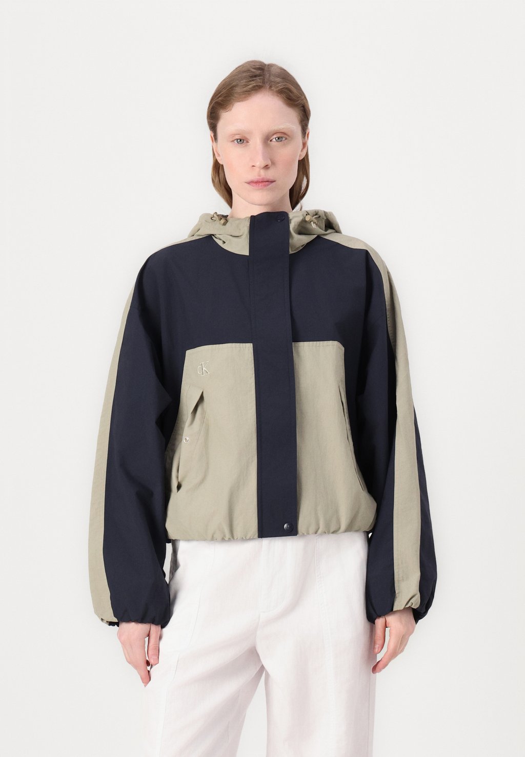 

Легкая куртка RIBSTOP SHORT JACKET Calvin Klein Jeans, бежевый