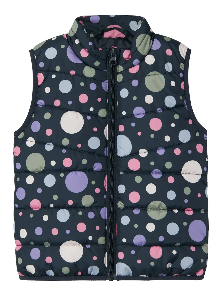 

Стеганый жилет It "NMFMYLANE VEST AOP2", идеально подходит для перехода Name It, цвет Dark Sapphire