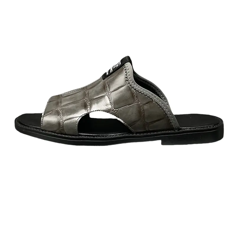 

A fairy tale of a pair of shoes Слайдеры мужские черные, цвет Black