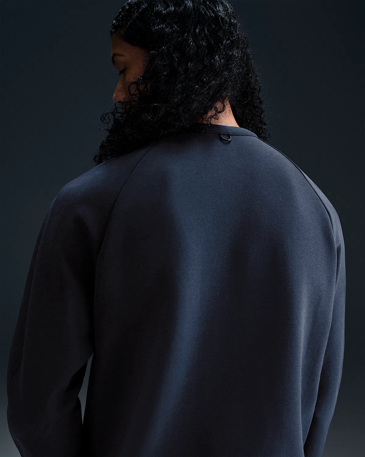 Мужская футболка Nike 24.7 ImpossiblySoft Dri-FIT Crew, Obsidian/Dark Obsidian — фото 2