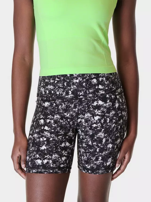 

Шорты Sweaty Betty Power 6" Biker, цвет black/elec/texture