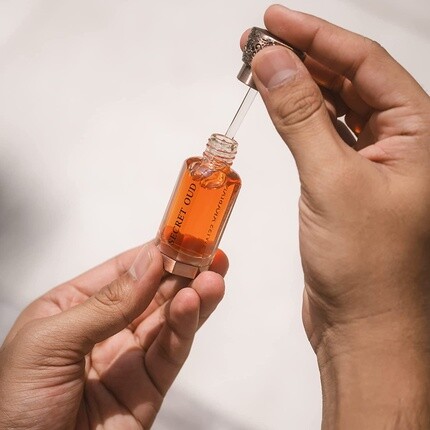 Secret Oud от Swiss Arabian для унисекса, парфюмерное масло, шарик-роллер, 0,4 унции, мини — фото 3