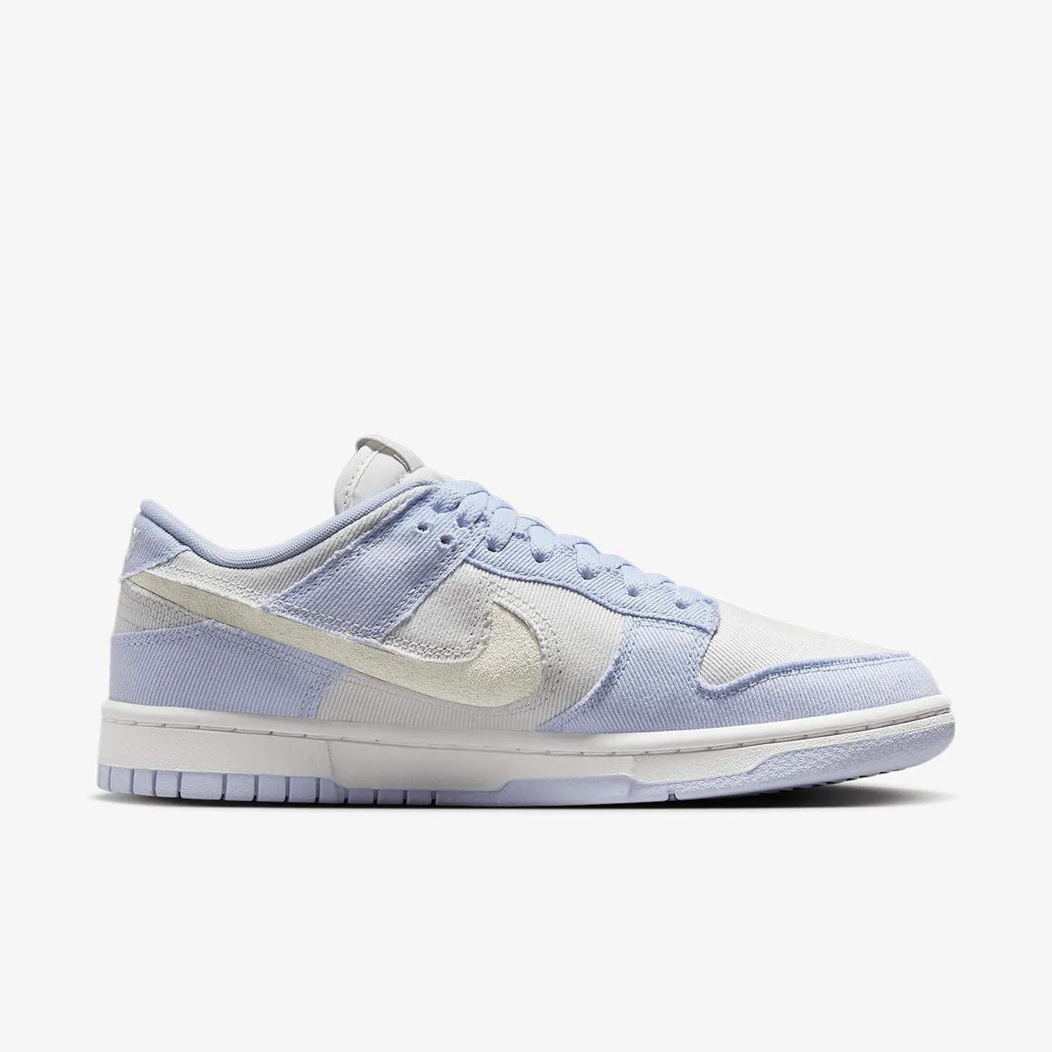 Женские кроссовки Nike Dunk Low, платиновый — фото 3