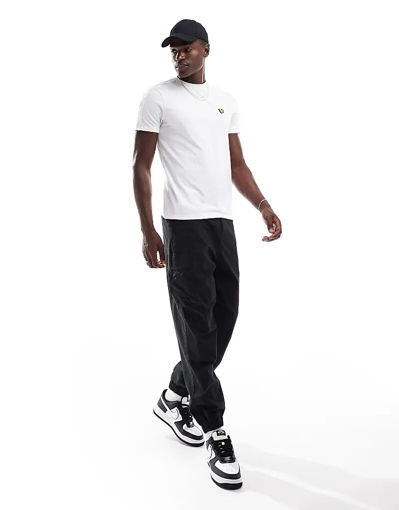 

Футболка с лентой белого цвета Lyle & Scott