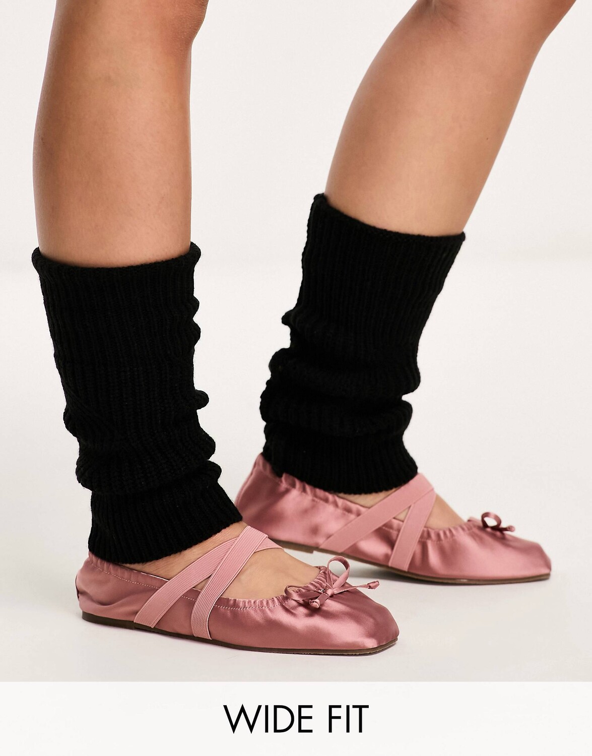 

Балетки с рюшами на широкую ногу ASOS DESIGN Los Angeles, розовый