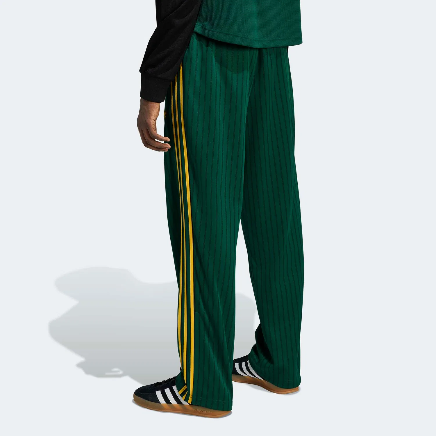Брюки Adidas Originals свободного кроя Firebird, темно-зеленый — фото 4