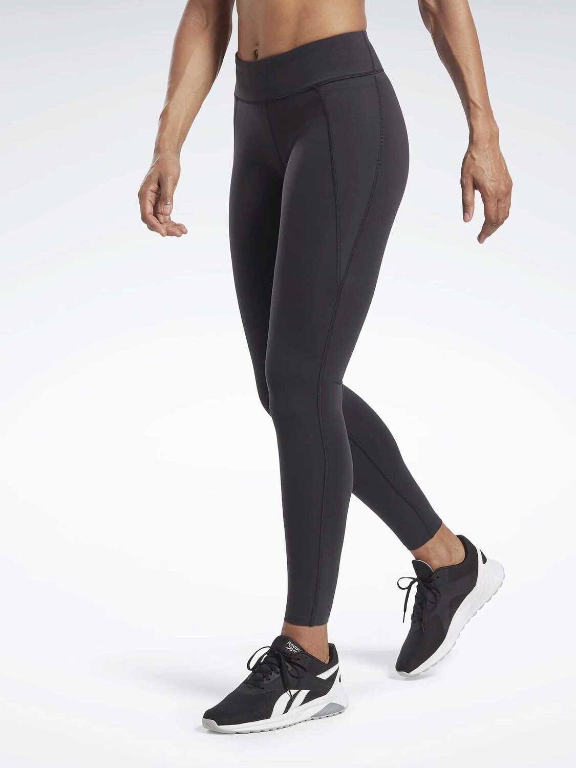 

Тайтсы Reebok LUX, черный