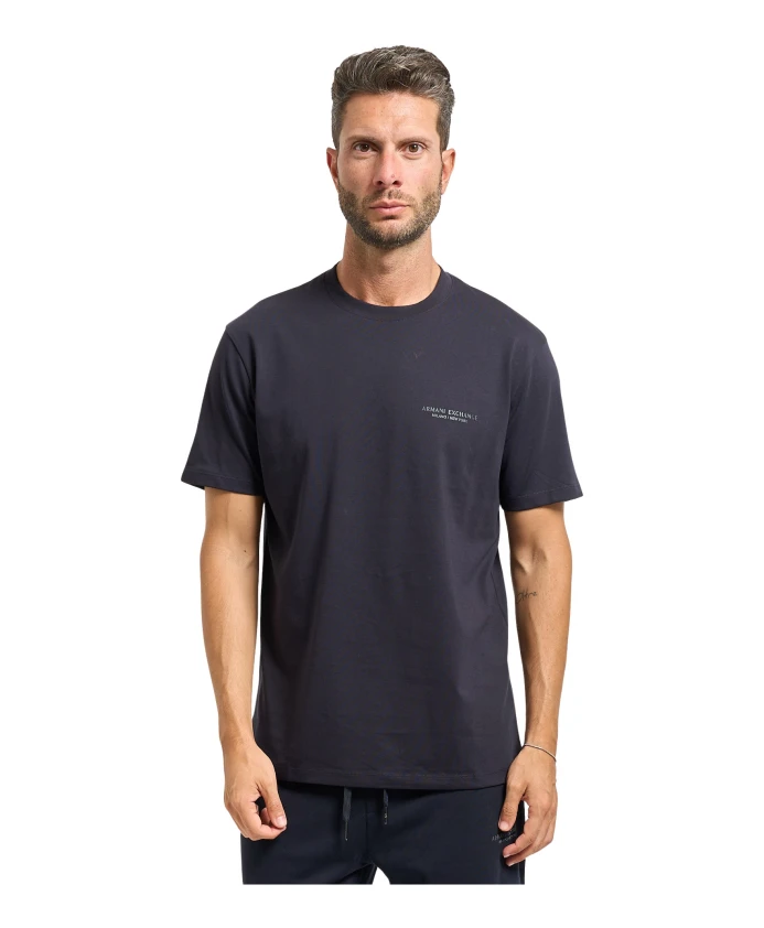 

Синяя футболка с логотипом на груди Armani Exchange, синий