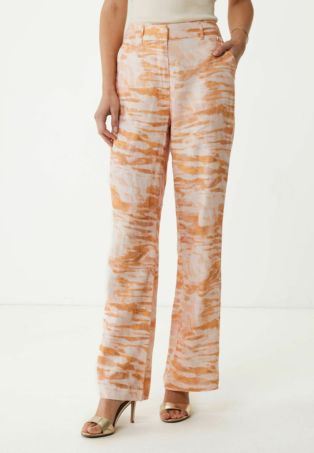 

Брюки ALLOVER PRINT DESERT Mexx, песочный