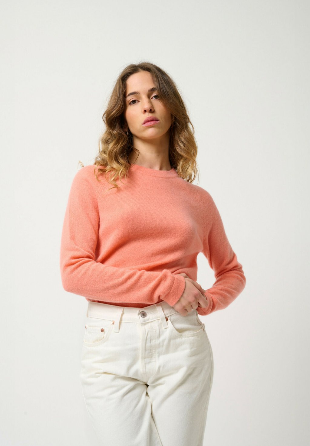 

Свитер ECRIN Authentic Cashmere, коралловый