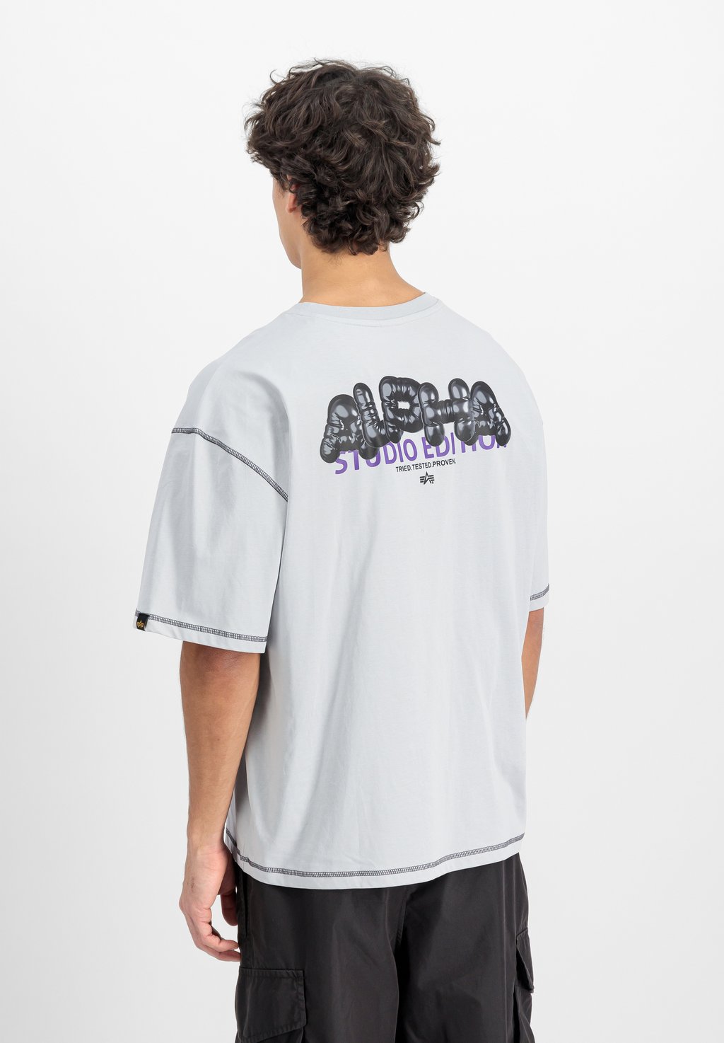 

Футболка с принтом STUDIO BUBBLE Alpha Industries, серый