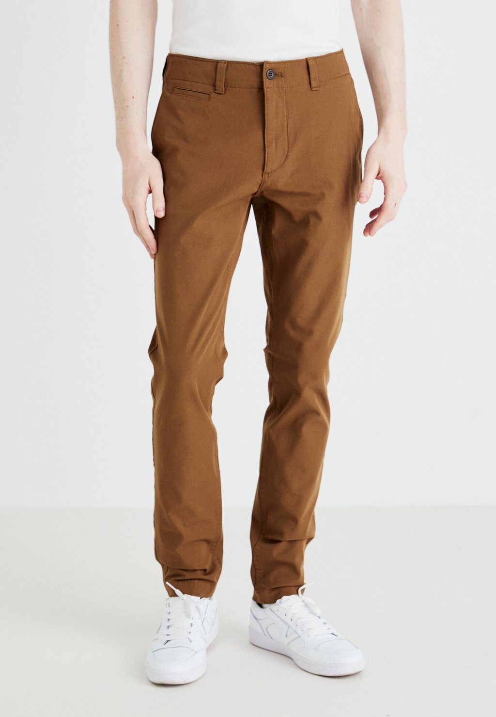 

Чиносы ALPHA SKINNY DOCKERS, коричневый