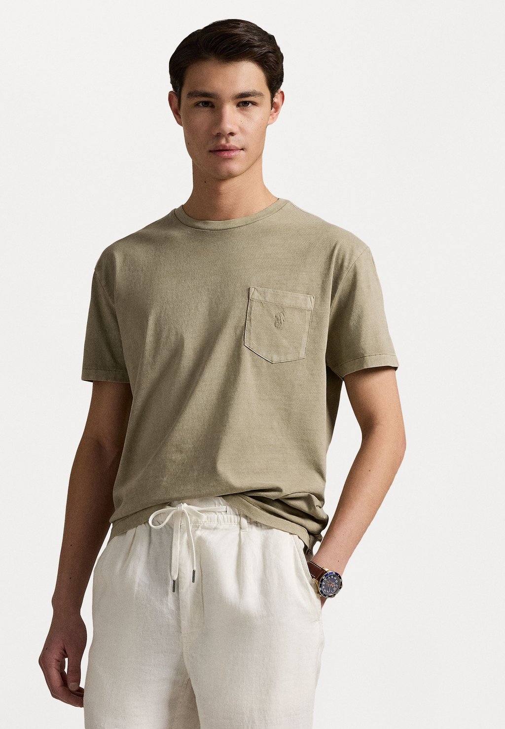 

Базовая футболка CUSTOM SLIM MINERAL-DYED POCKET T-SHIRT Polo Ralph Lauren, оливковый