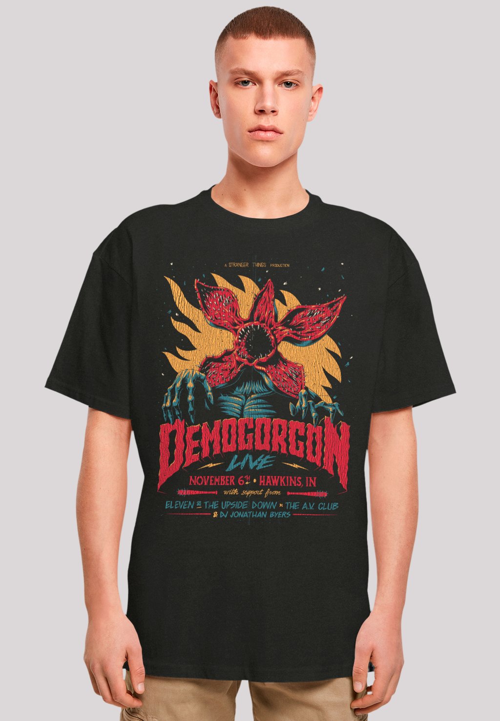 

Футболка с принтом STRANGER THINGS DEMOGORGON POSTER NETFLIX TV SERIES F4NT4STIC, черный