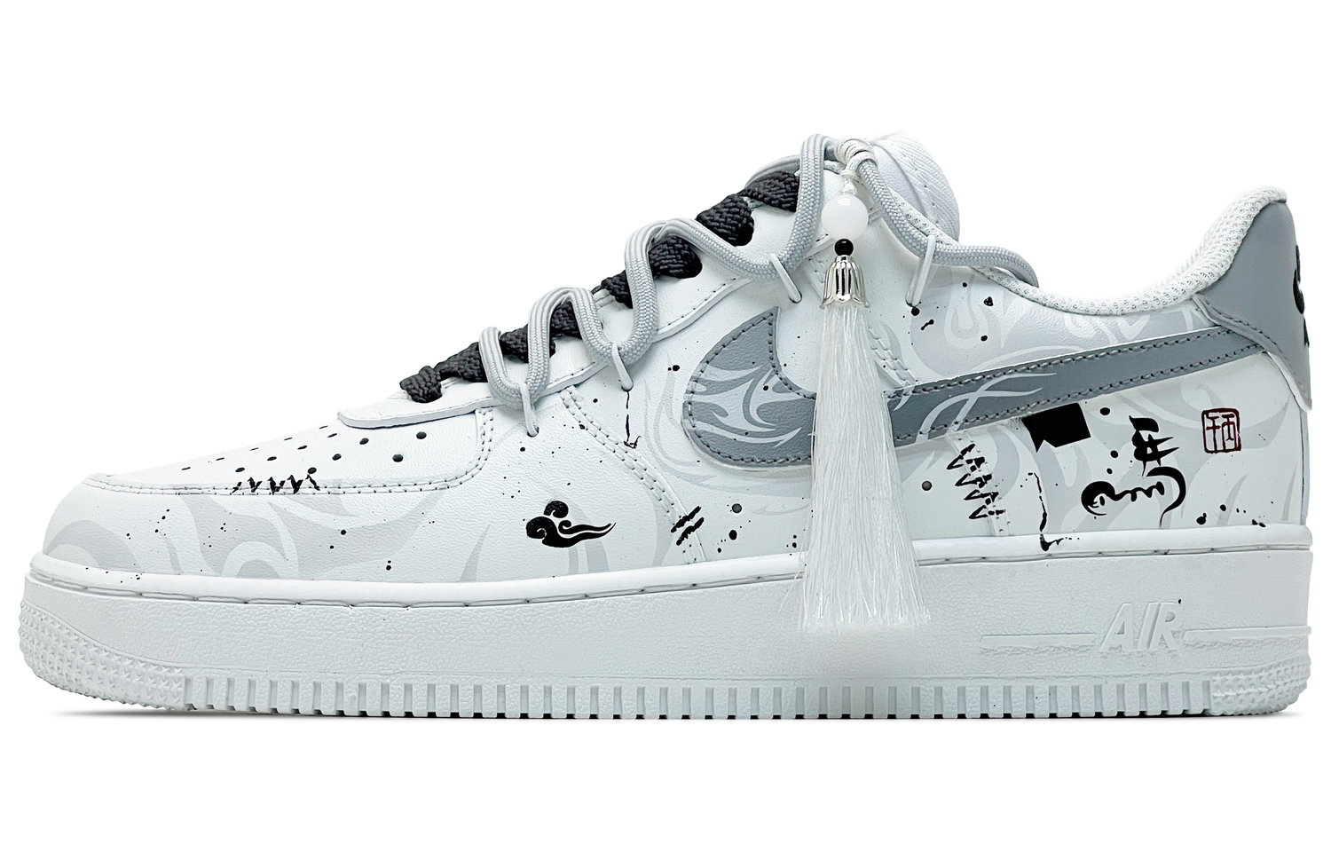 

Nike Мужские износостойкие низкие скейтбордные кроссовки Air Force 1 белого и серого цвета