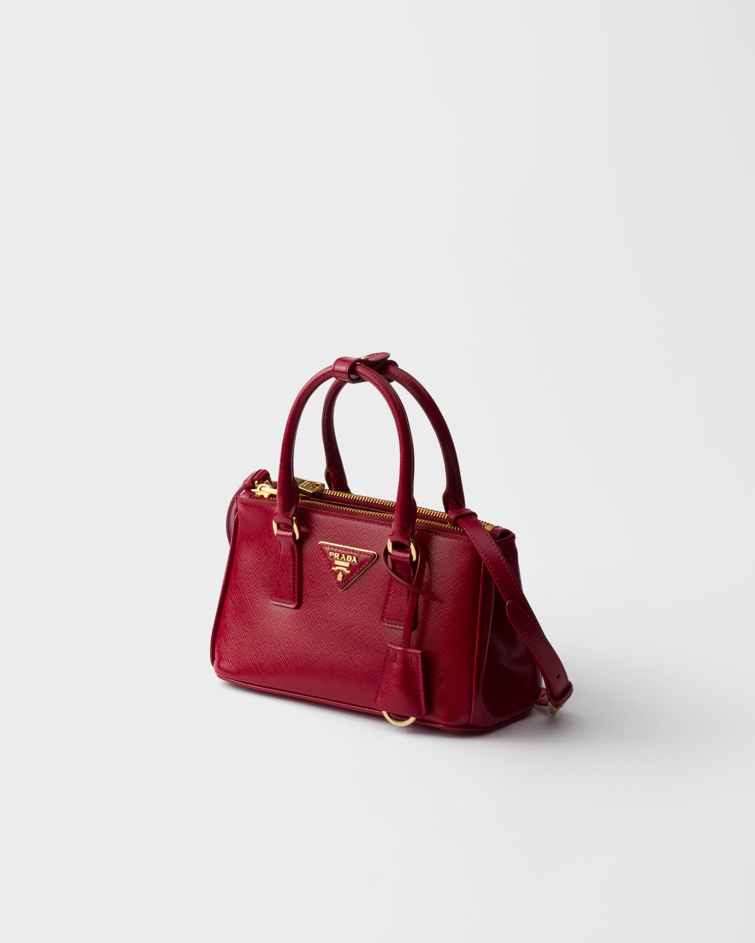 Мини-сумка Prada Galleria из лакированной сафьяновой кожи Prada, вишнево-красный — фото 3