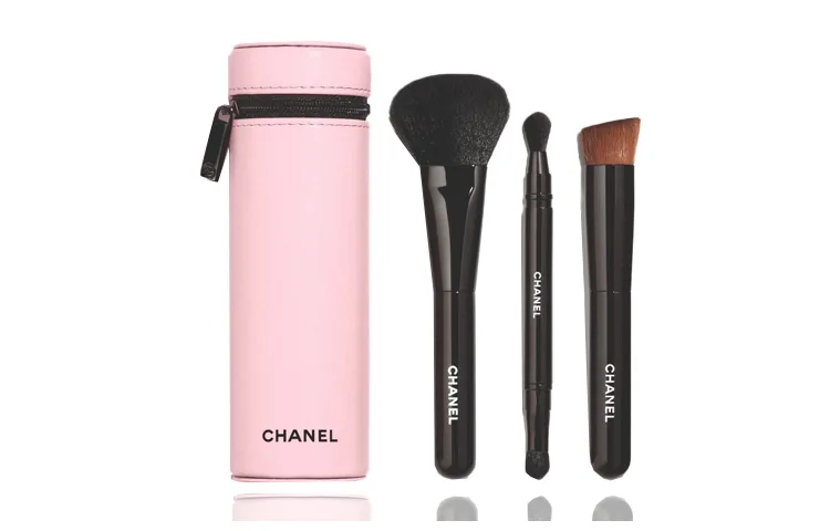 Кисти для макияжа Limited Makeup Accessories, мягкие, портативные CHANEL, 127 FUGUEUSE — фото 4