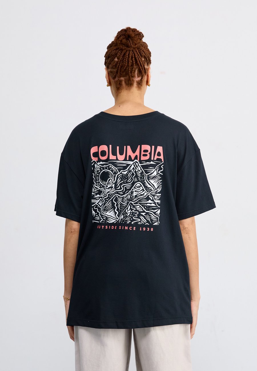 

Футболка Columbia ROLLING BEND GRAPHIC OVERSIZED TEE, Black