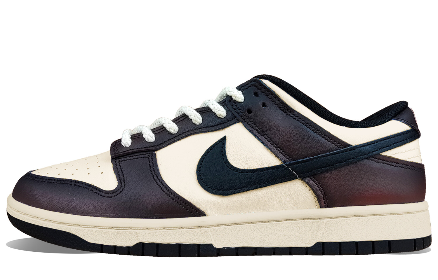 

Женские кроссовки для скейтбординга Nike Dunk, Dark Brown