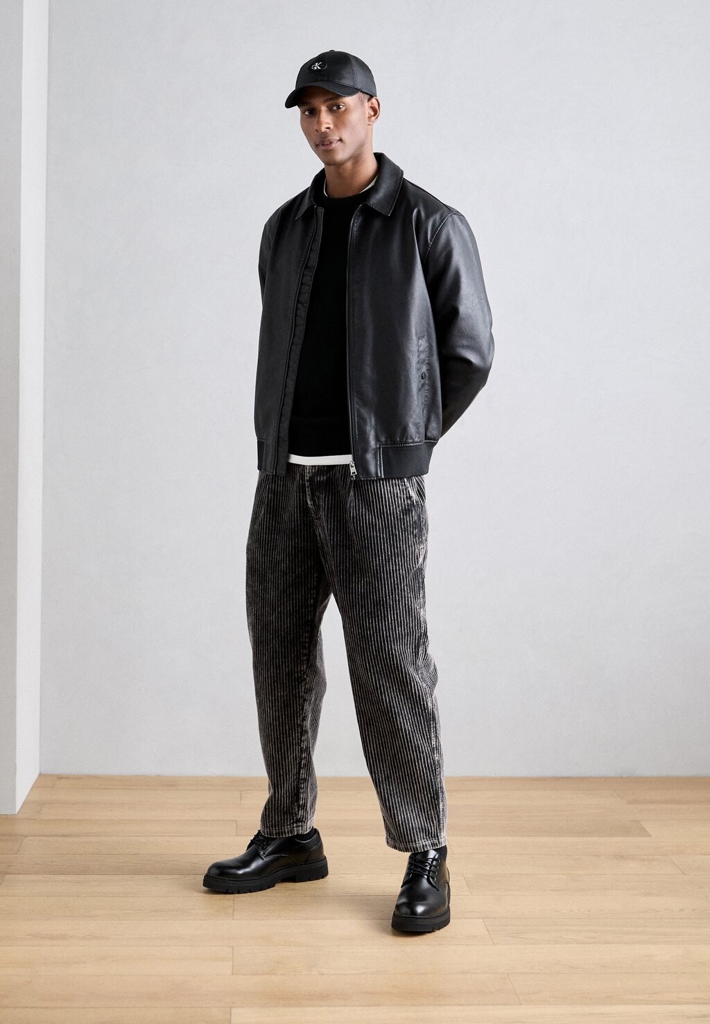 

Чиносы LOOSE WASHED Scotch & Soda, черный