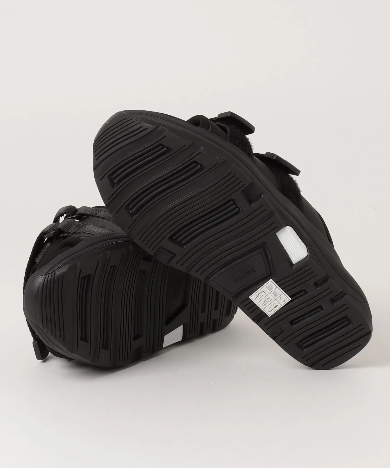 Мужские сандалии с беговой подошвой MOTO-RUN OG-332 SUICOKE черные — фото 3
