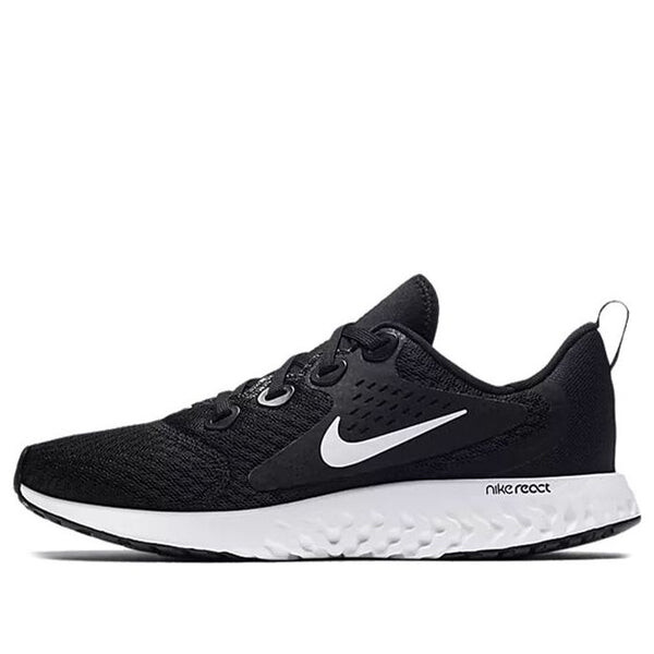 

Реакция легенды кроссовок Nike, черный