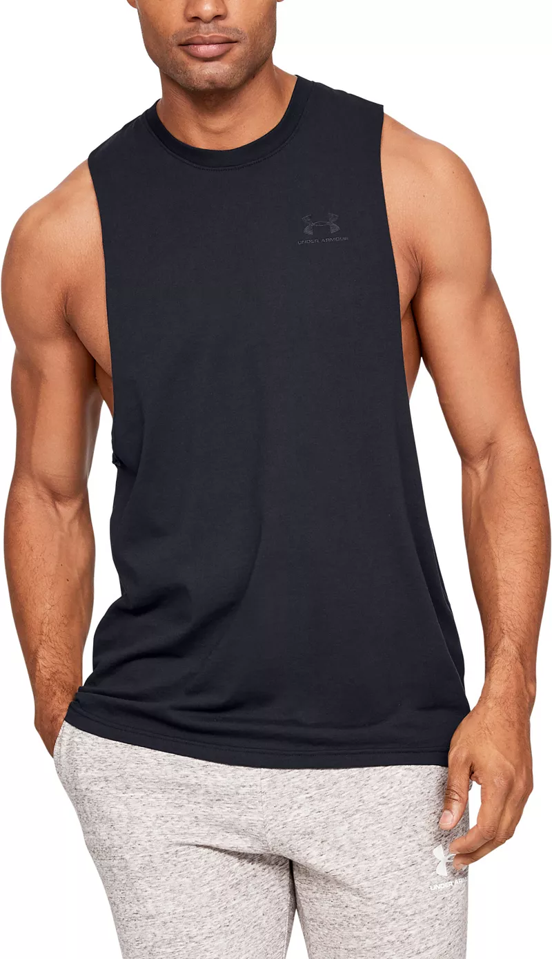 

Мужская майка с вырезом на левой груди Under Armour, черный