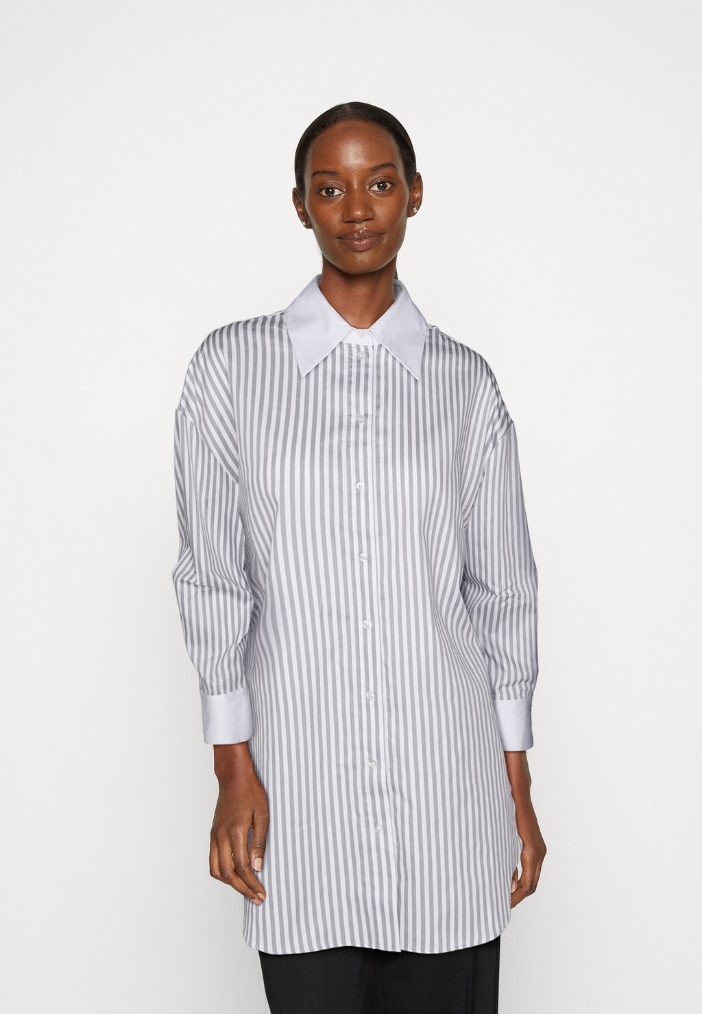 

Рубашка Selected Femme SLFMILO ICONIC, цвет bright white