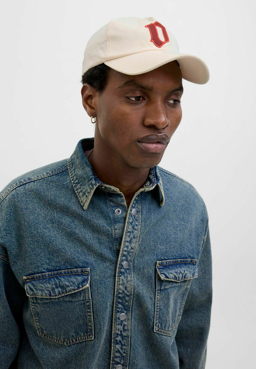 

Бейсболка Jack & Jones, коричневый