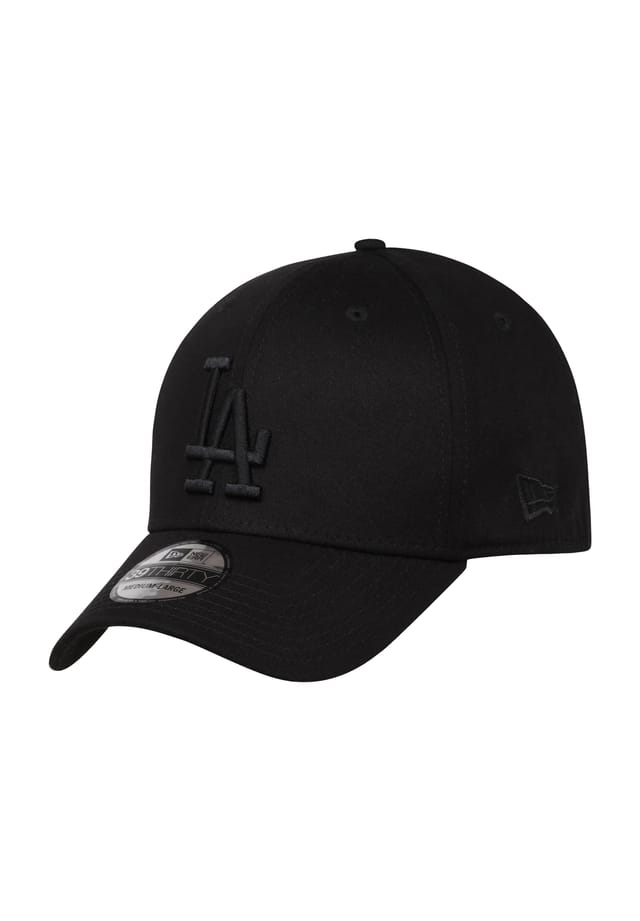 

Вышивка на кепке New Era, черный