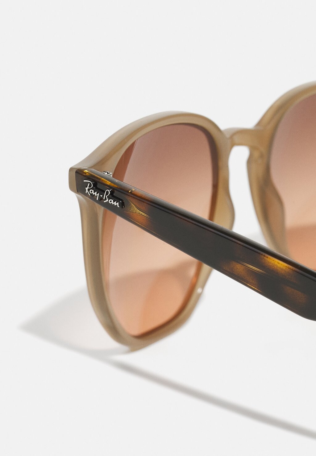

Солнцезащитные очки UNISEX Ray-Ban, коричневый
