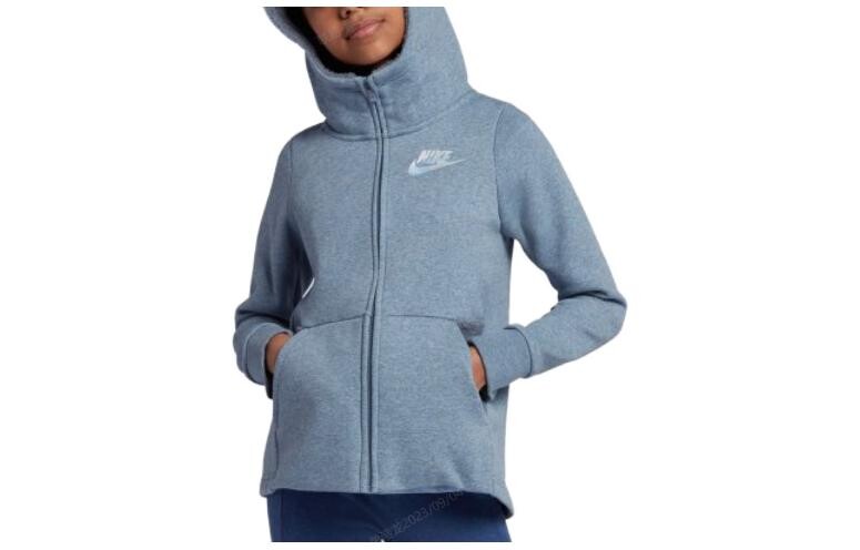 

Детская куртка Nike, цвет Gray