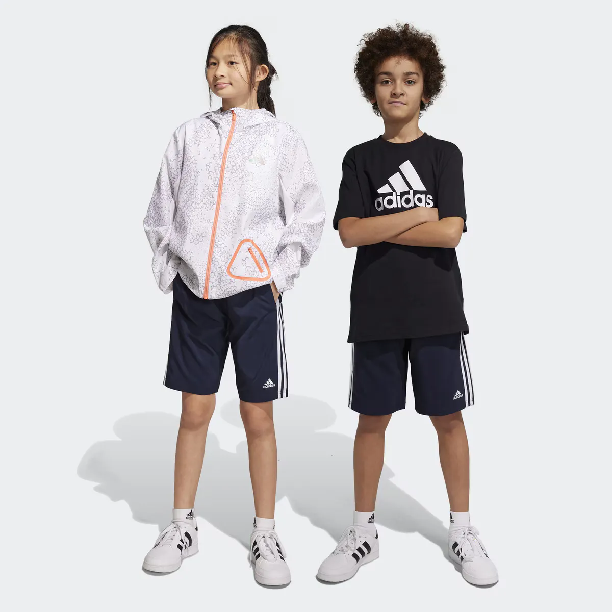 

Шорты для мальчиков Adidas Essentials Woven с тремя полосками, темно-синий