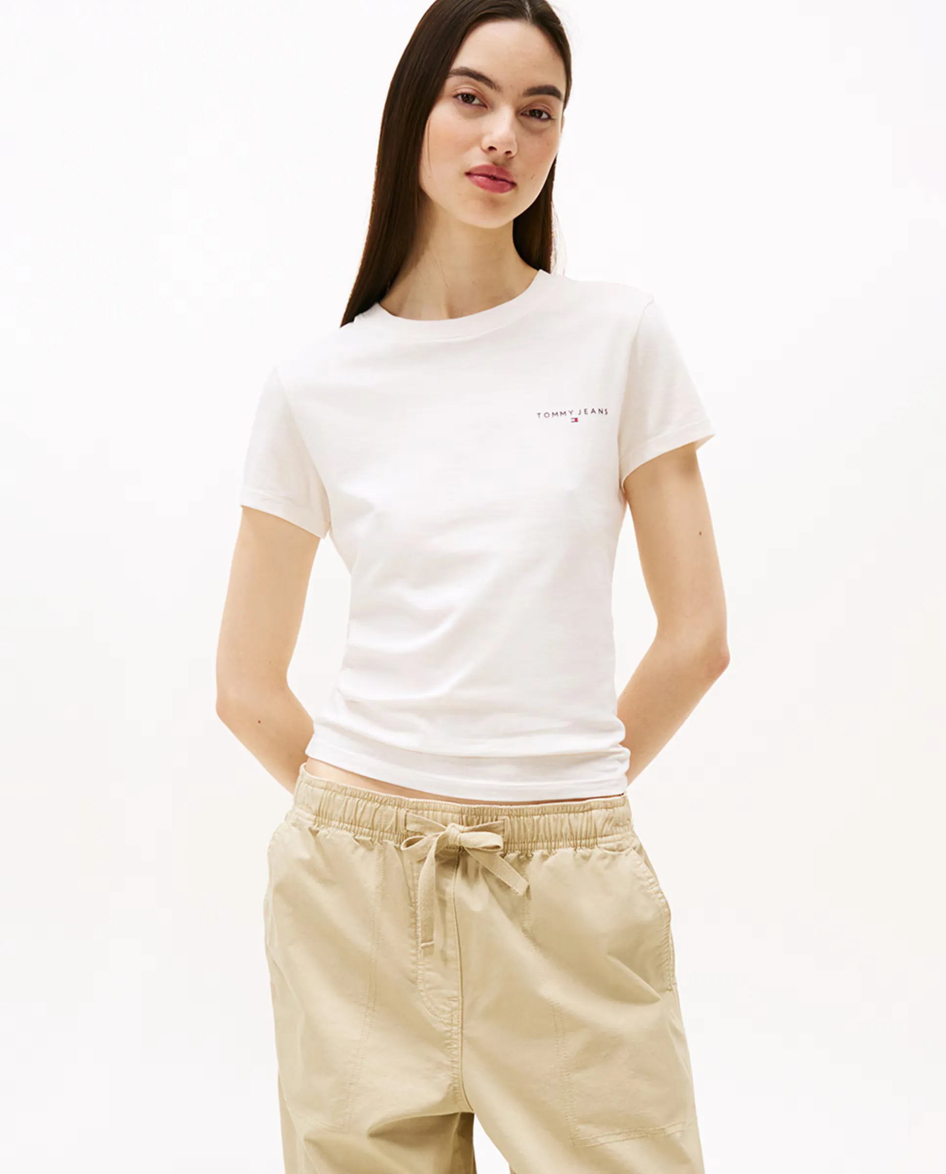 

Женская футболка slim fit с коротким рукавом Tommy Jeans, цвет Crudo
