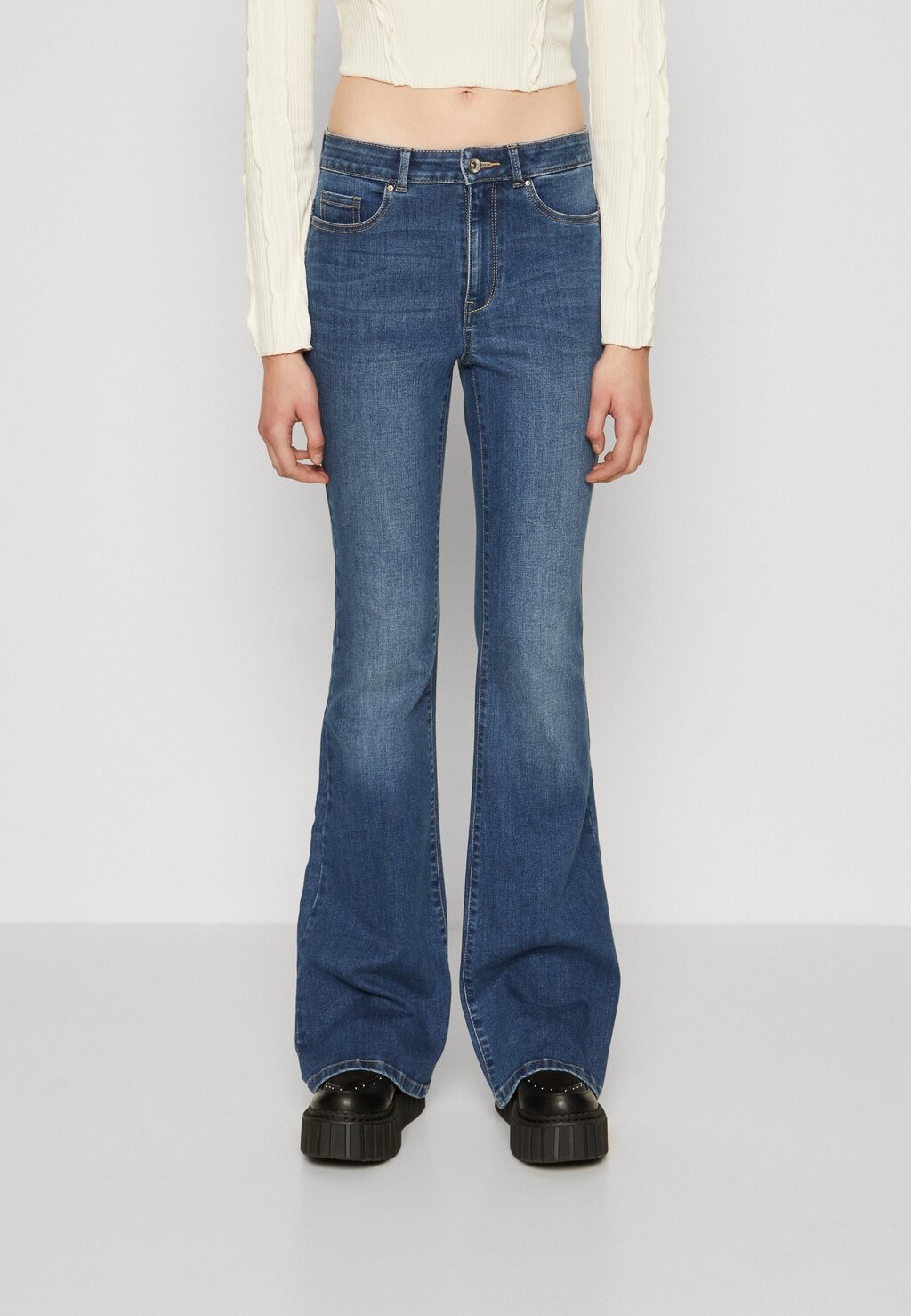 

Джинсы-клеш Onlrose Retro ONLY, цвет medium blue denim
