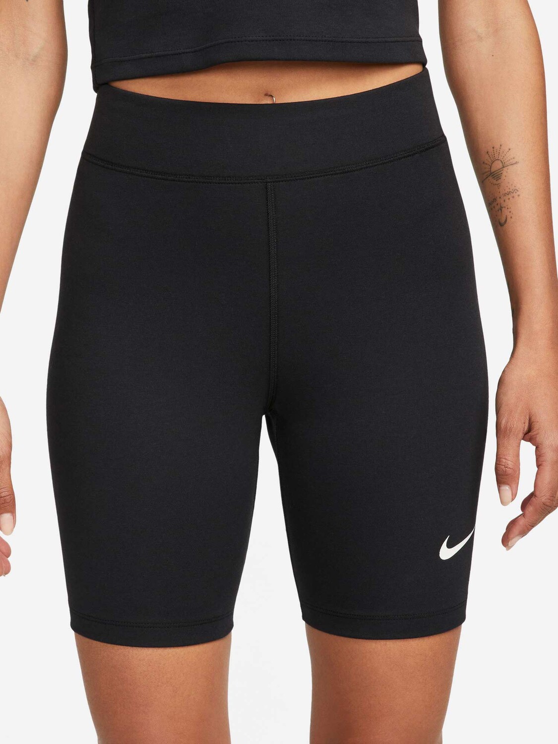 

Тайтсы Nike W NSW NK CLSC HR 8IN SHORT, черный