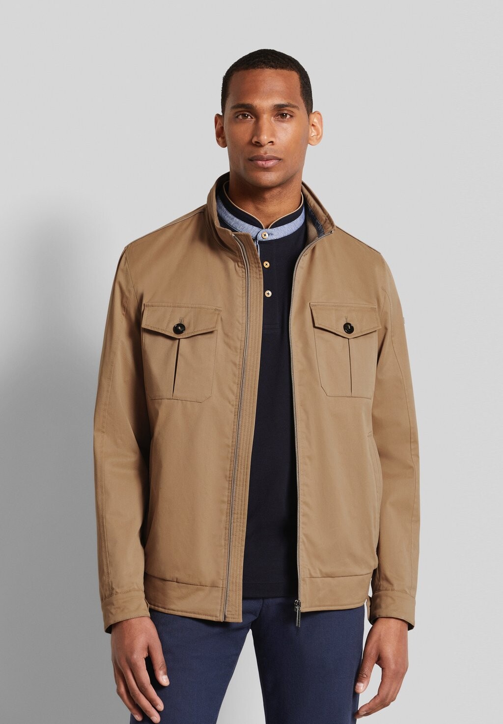 

Летняя куртка BLOUSON bugatti, серо-коричневый