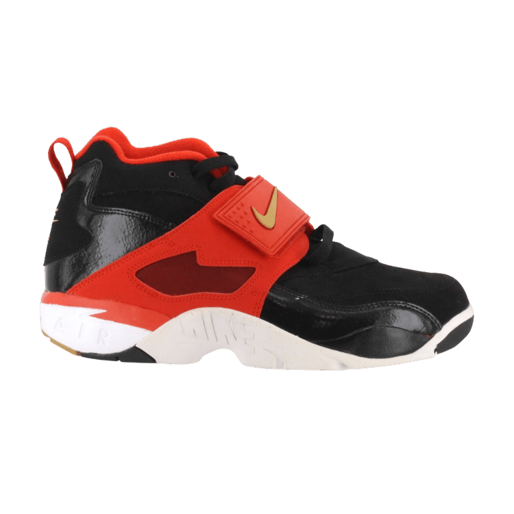 

Кроссовки Air Diamond Turf 'Black Gamma Orange', черный