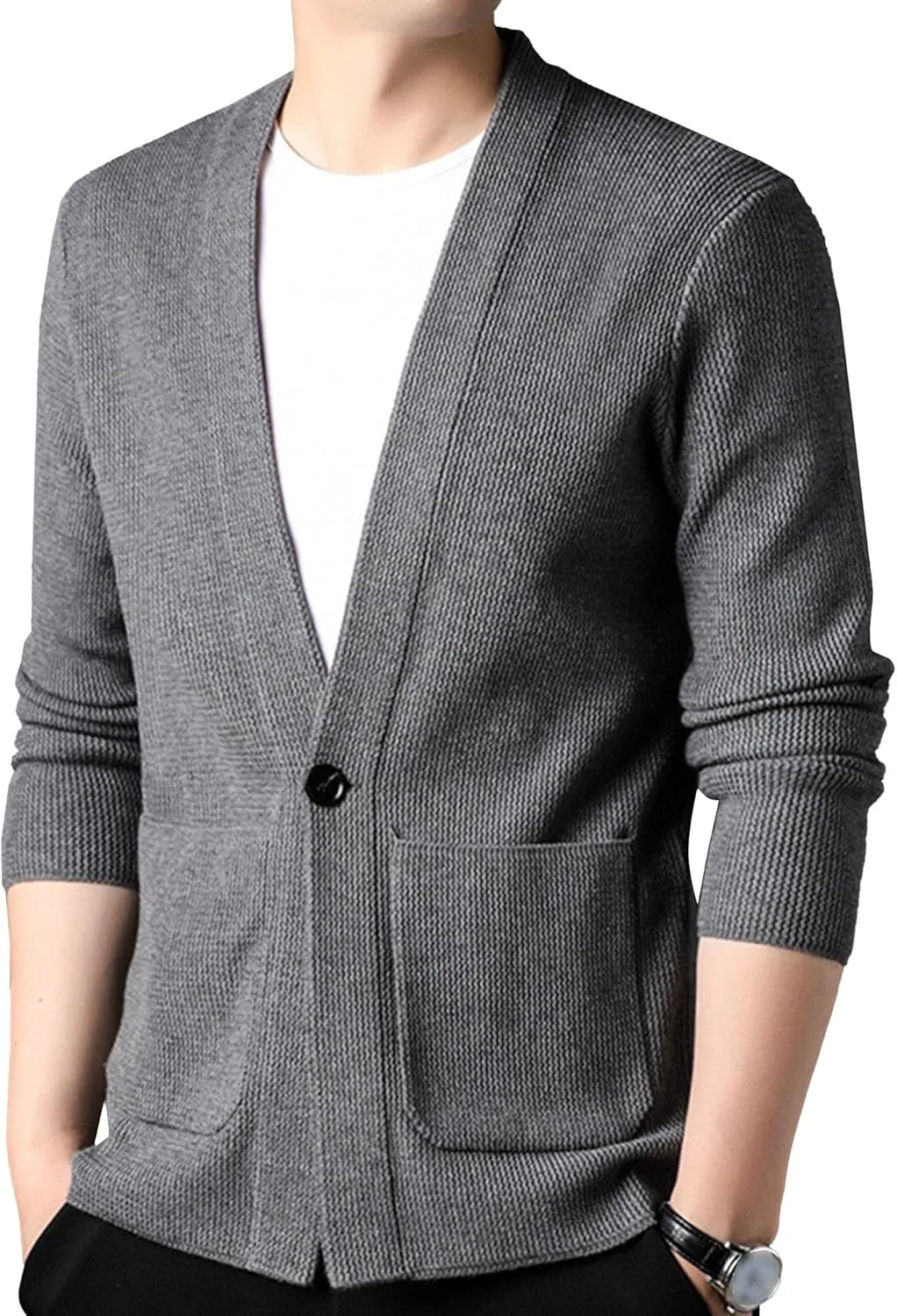 

Мужской вязаный свитер с V-образным вырезом и карманом