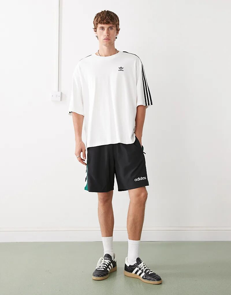 Шорты adidas Originals черного и зеленого цветов — фото 2