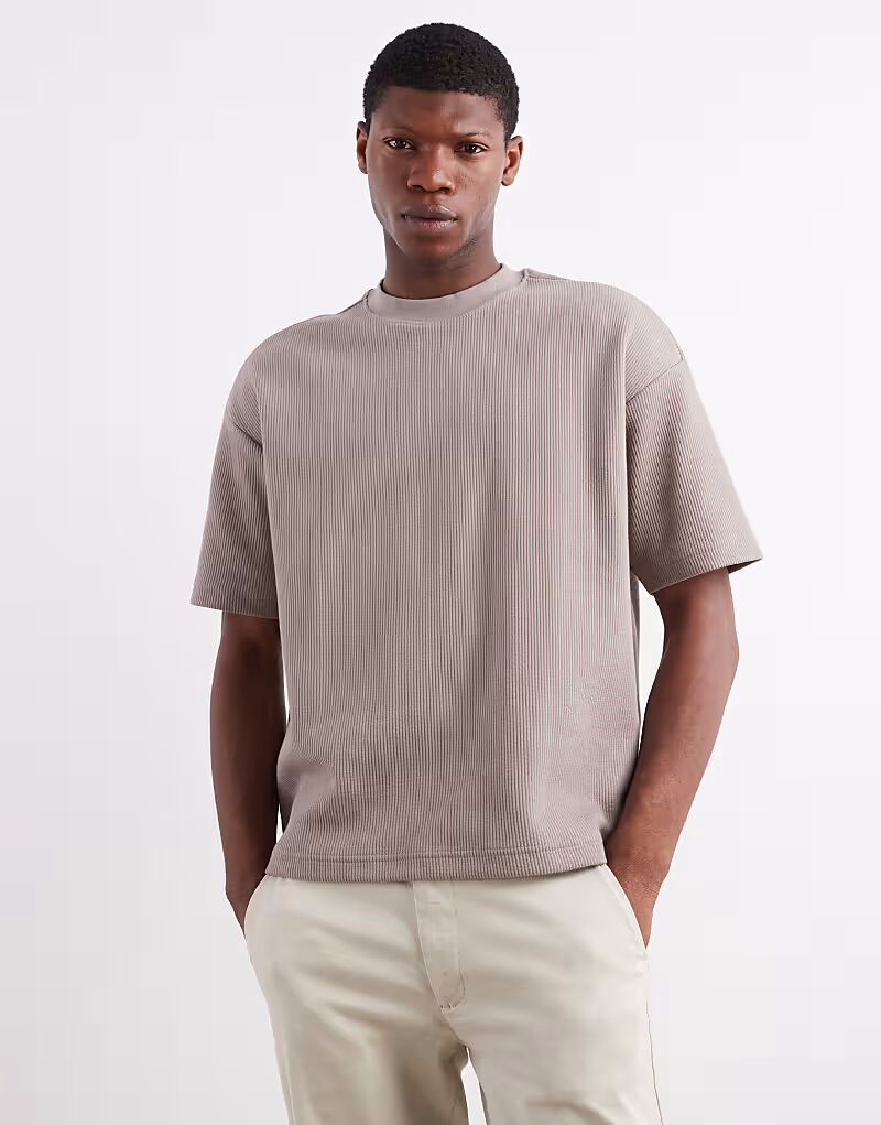 

Футболка классического кроя в рубчик River Island, серо-бежевый