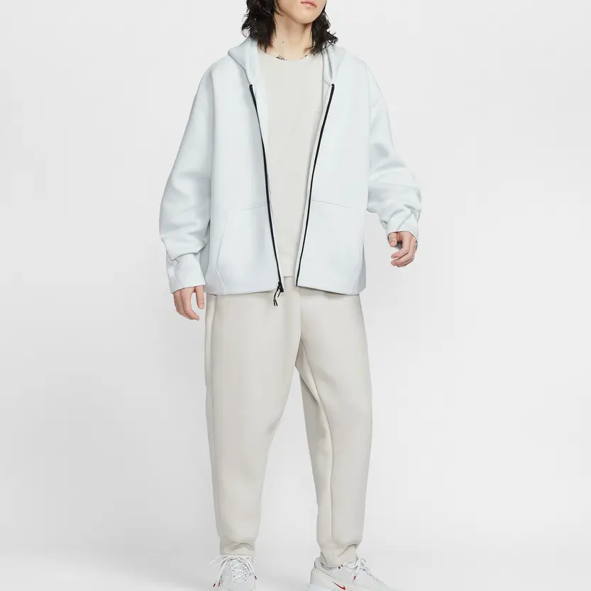 Nike Куртка мужская светло-серые белый с капюшоном, средней плотности, другие цвета — фото 4