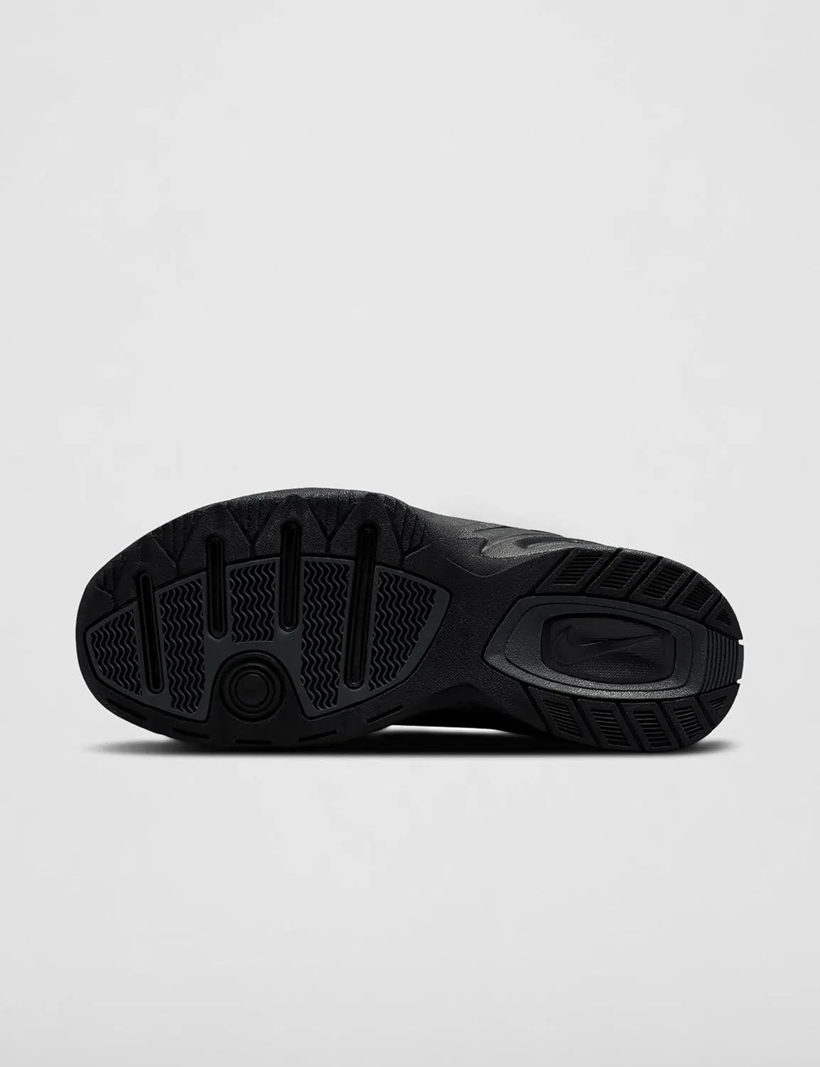 Кроссовки для тренировок Nike Air Monarch IV, черный — фото 3