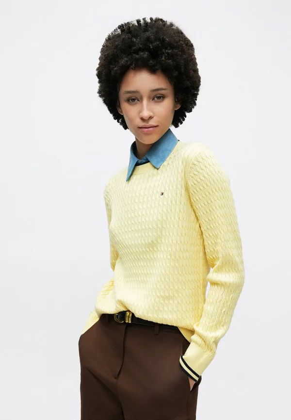 Свитер с круглым вырезом и косами Tommy Hilfiger, Zesty Yellow/Navy — фото 4