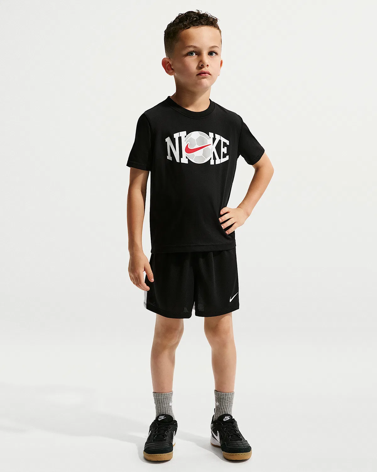 Детский футбольный комплект с принтом Nike (футболка и шорты), Black