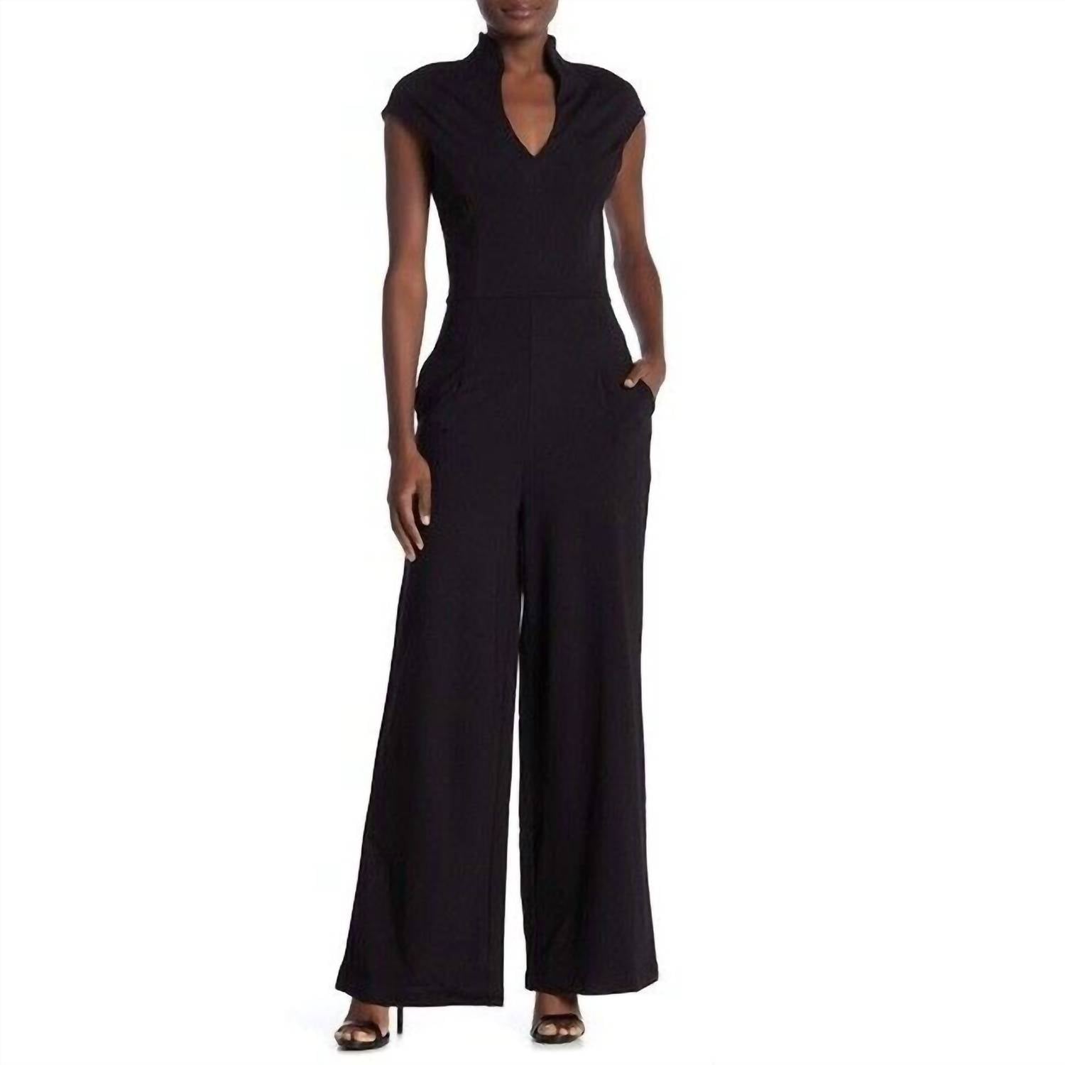 

Scarlett Solid Wide Leg V Neck Комбинезон в черном цвете ALEXIA ADMOR