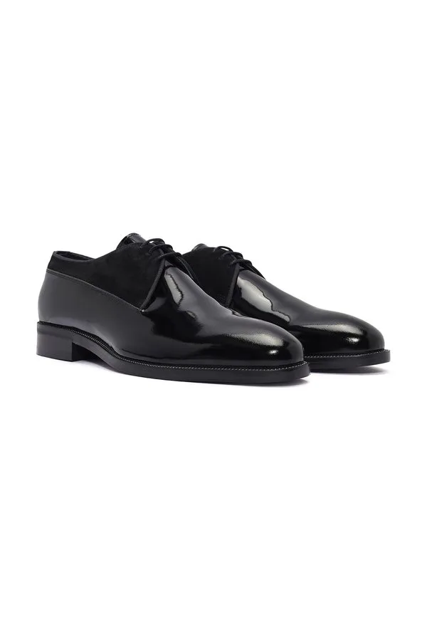 Классические повседневные ботинки на шнуровке Derimod, Black — фото 2