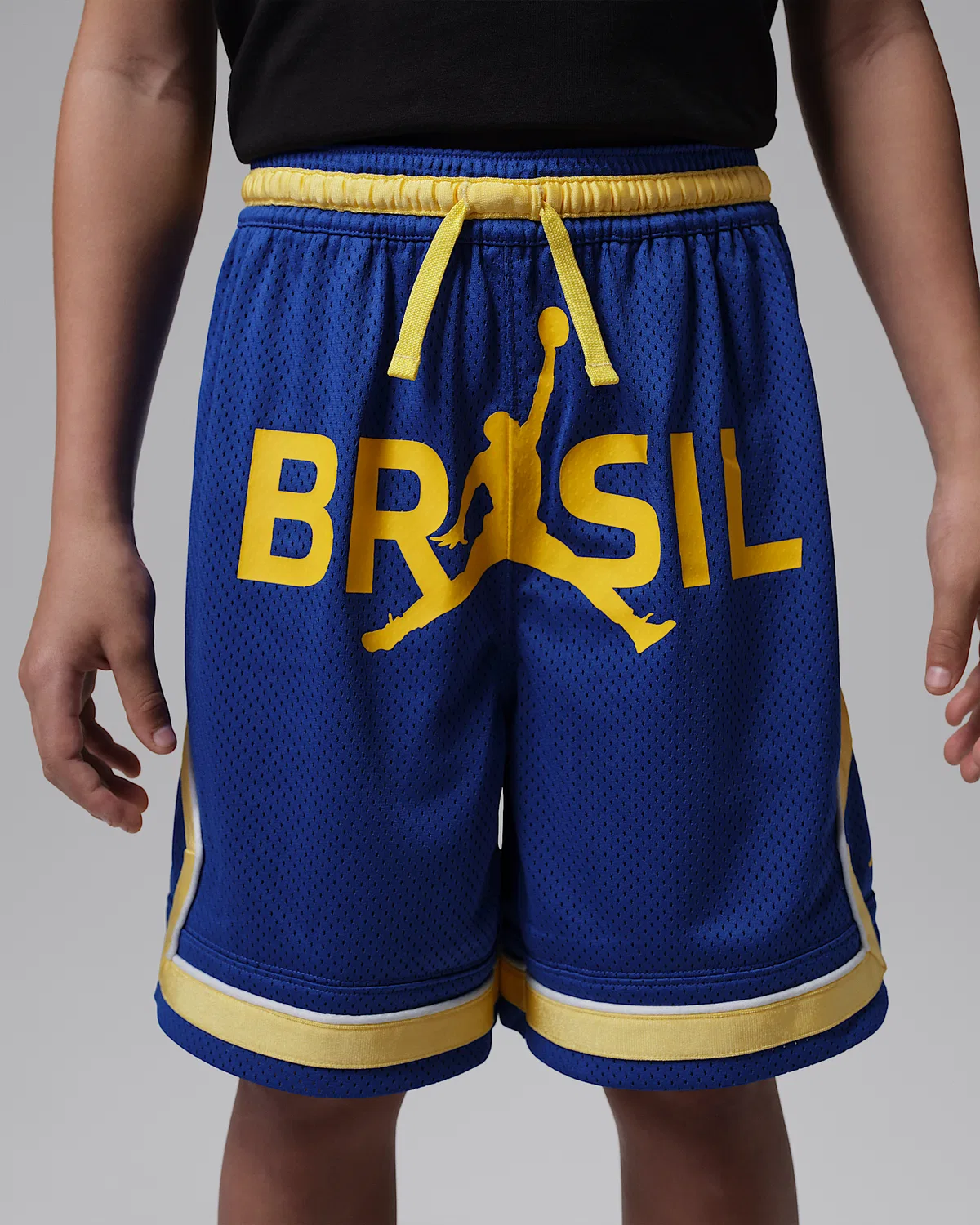 Детские шорты Jordan Essentials Dri-FIT P6 Mesh Diamond, Blue/Yellow/Yellow — фото 2
