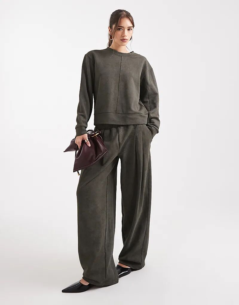 

Спортивные брюки ASOS DESIGN цвета стираный хаки